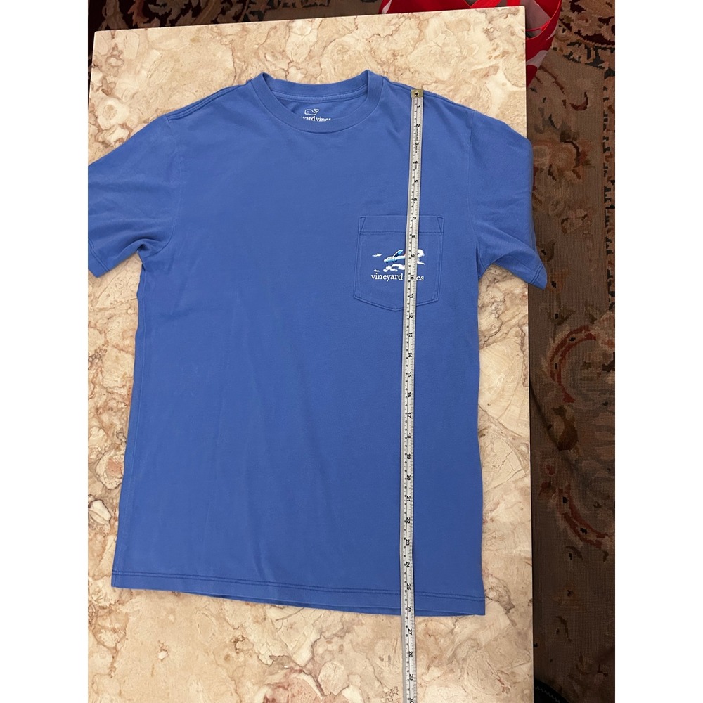 Vineyard Vines Men's Graphic Tee Plane Approaching Size XS NWT - Picture 7 of 12